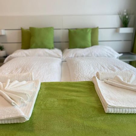 Siesta Apartman Балатонберийнь Екстер'єр фото